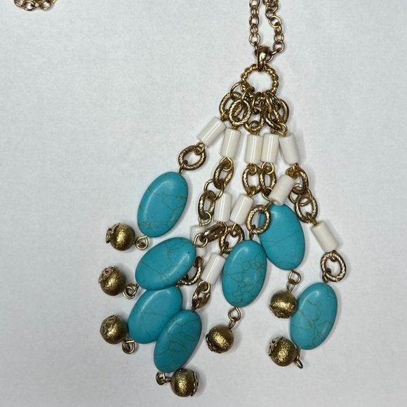 Lilly Pulitzer Faux Turquoise Gold Tone Chain Pendant Necklace - Picture 4 of 8